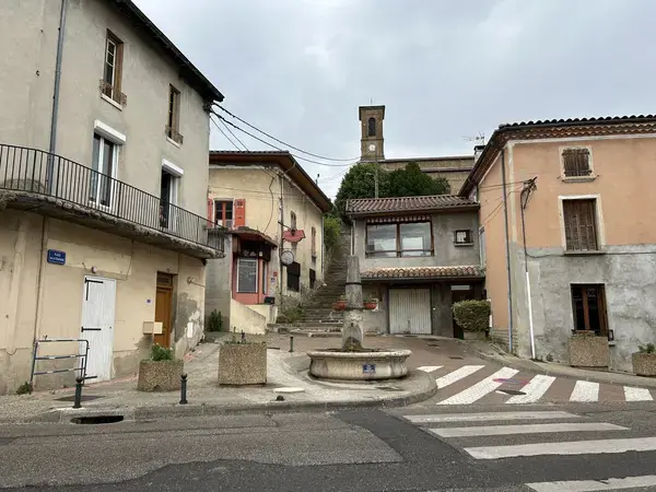 Monte Escalier 38 Monte escalier Chanas